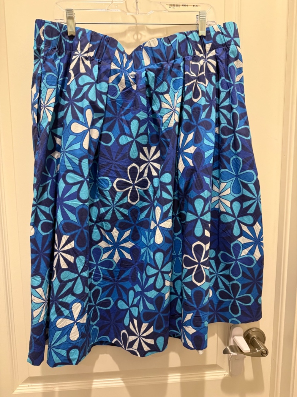 Lesley Evers Dixie Skirt in Kaleidoscope Blue, Size 1X - Picture 2 of 4